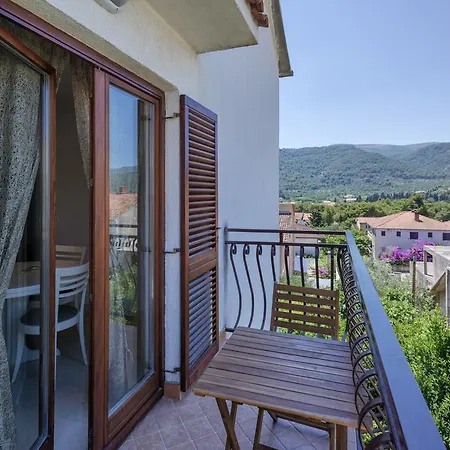 Mi Apartment Stari Grad  Exterior photo
