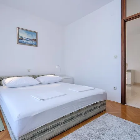 Mi Apartment Stari Grad  Exterior photo
