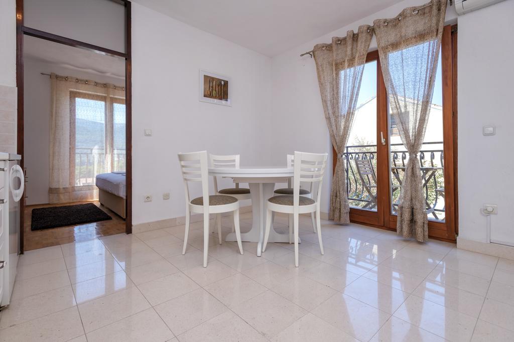 Apartment Mi
