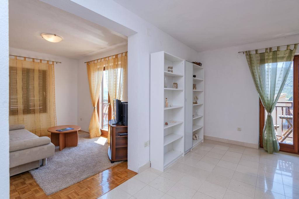 Apartment Mi